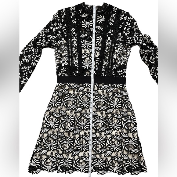 Self Portrait Antoinette Floral Guipure Lace Long Sleeve Mini Dress size 6 - Picture 8 of 16